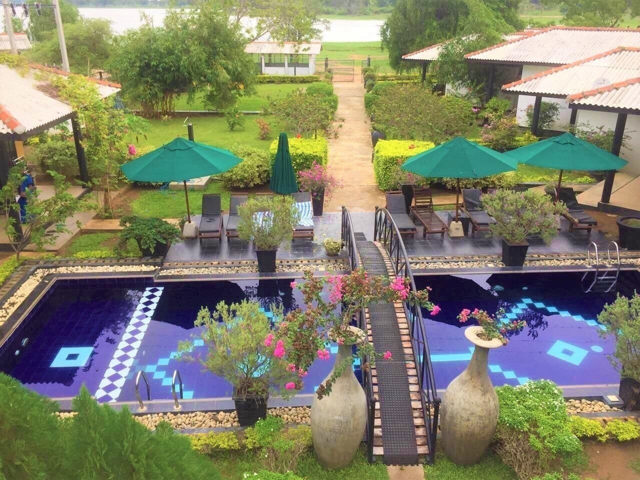 Flower Garden Lake Resort Тіссамахарама Екстер'єр фото